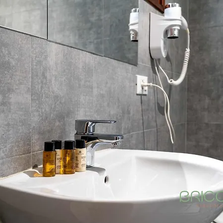 Biennale Ensuite By Bricola 3*